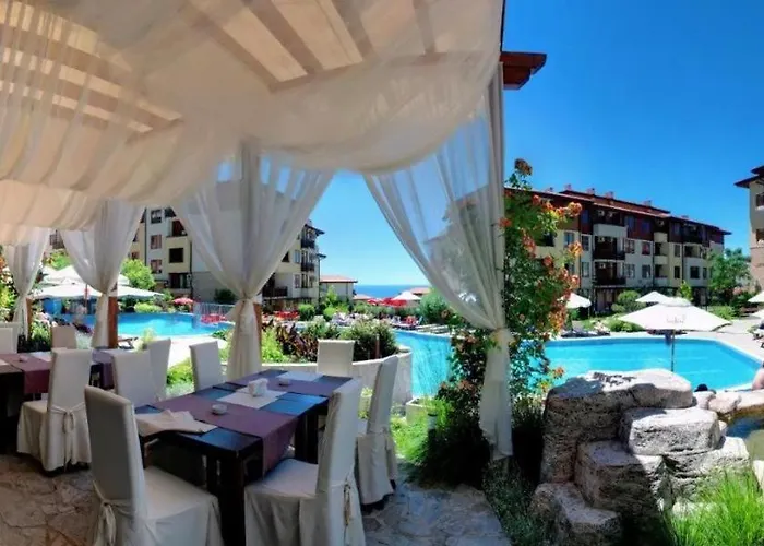 Garden Of Eden - M303 Rey&mar Свети Влас